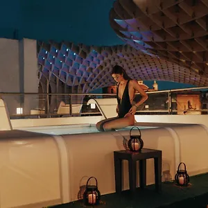 Welldone Metropol Pensión Sevilla